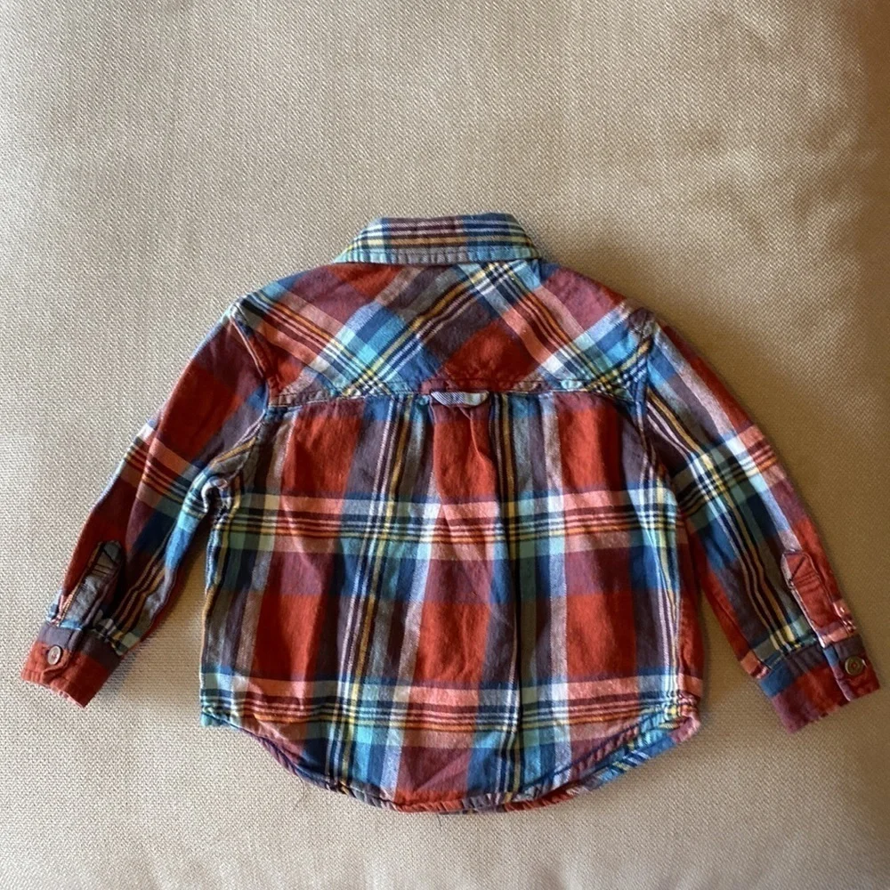 Genuine Kids top Size 18M